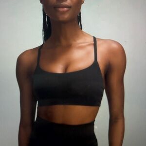 LuluLemon Wunder Train Strappy Racer Bra Light Support, C/D cup